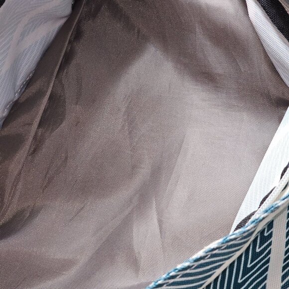 Kavu Rope Sling Shoulder Bag Zig Zag Cross Body Strap Pockets Zip Adjustable - Picture 7 of 8